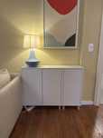 Movel Eket Ikea com pernas de pinho