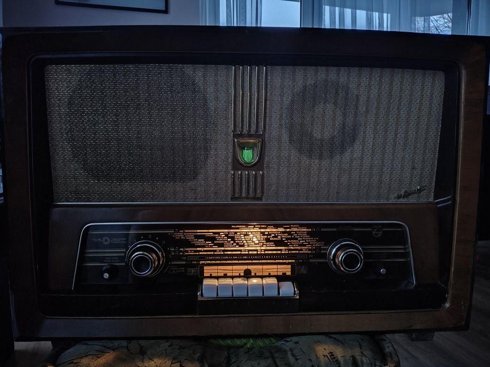 Radio lampowe Philips B6X63A