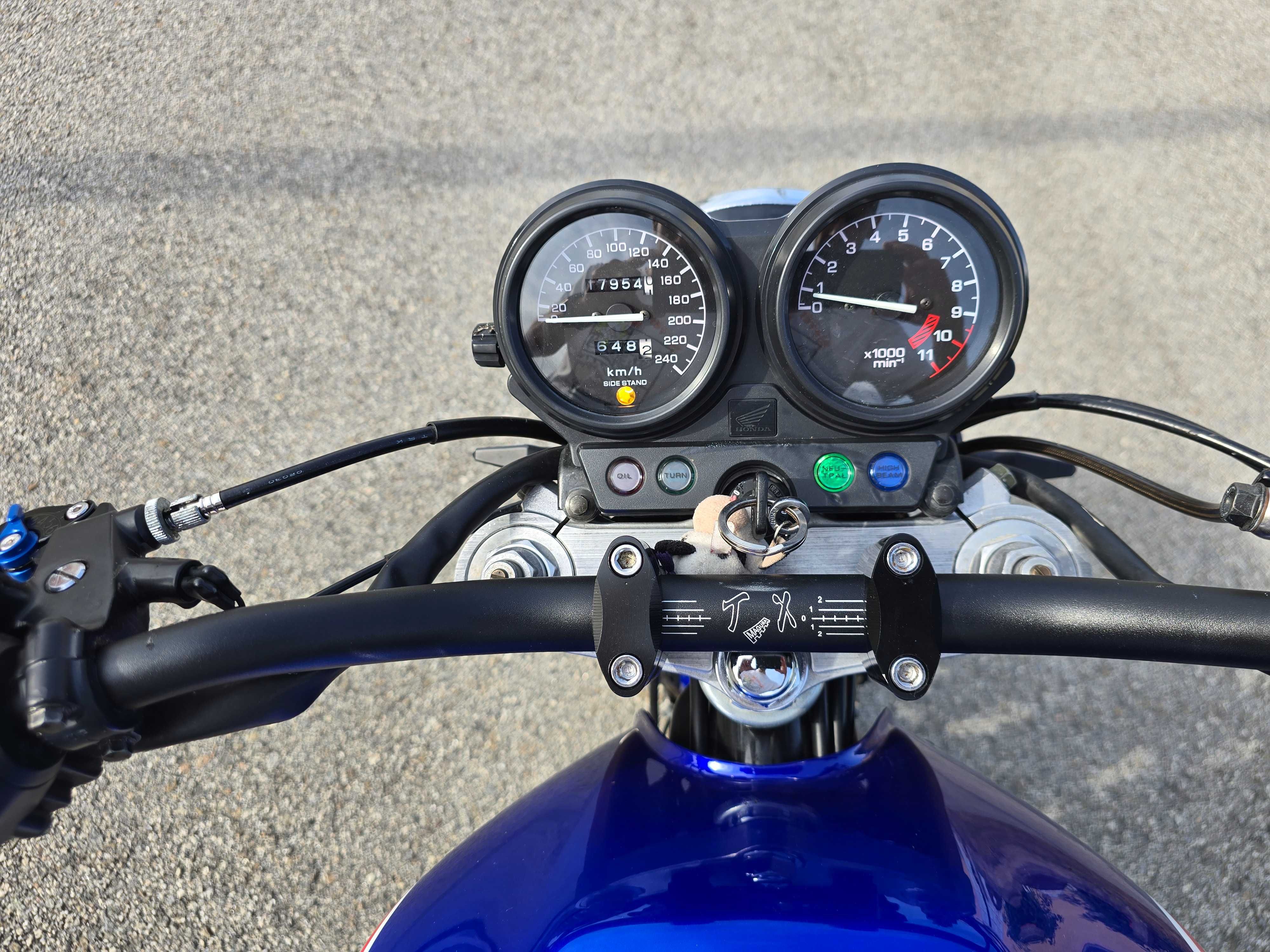 Honda CB 750 com 18.000km