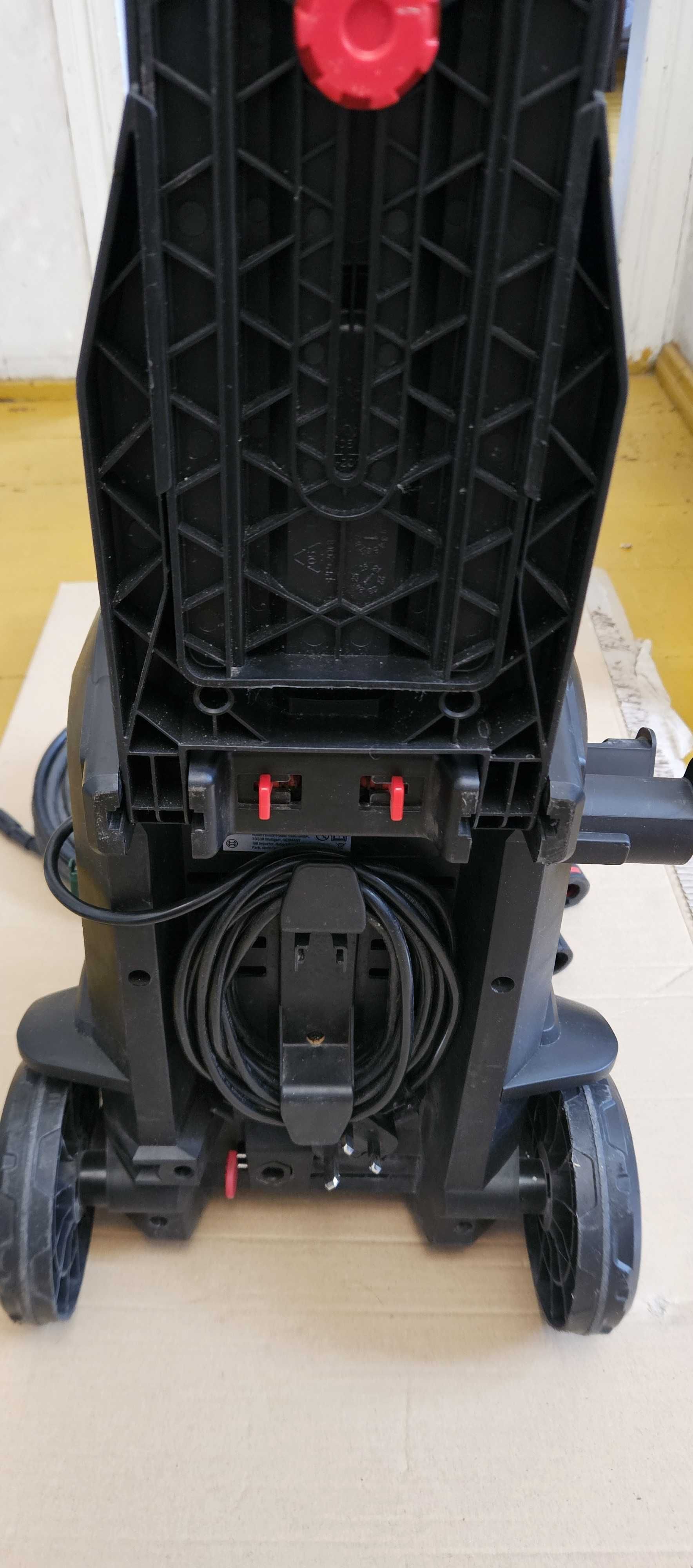 Myjka ciśnieniowa Bosch UniversalAquatak 135