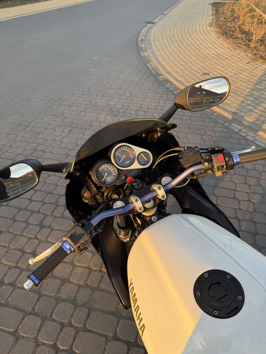Yamaha FZS 600 Fazer