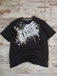 Продам футболку Tapout sk8 y2k