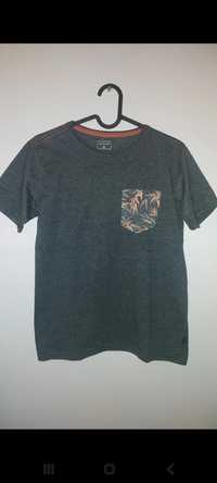 T-shirt Quiksilver 12-14 anos