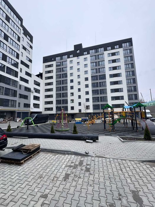 1к на Виставці, гарний, сучасний будинок, середній поверх ID37958