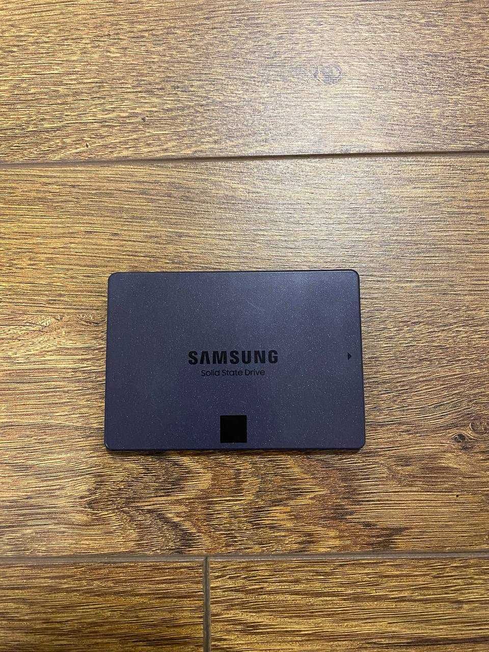 SSD Samsung V-NAND 870 QVO 1TB