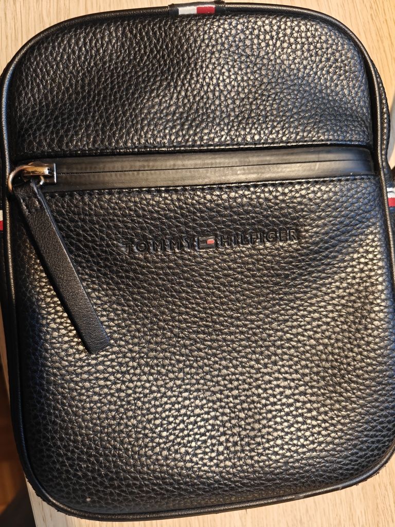 Tommy Hilfiger Torebka Listonoszka ! Stan dobry !