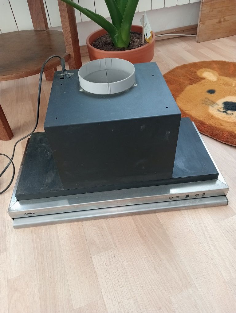 Okap do szafki Amica 60 cm sprawny srebrny