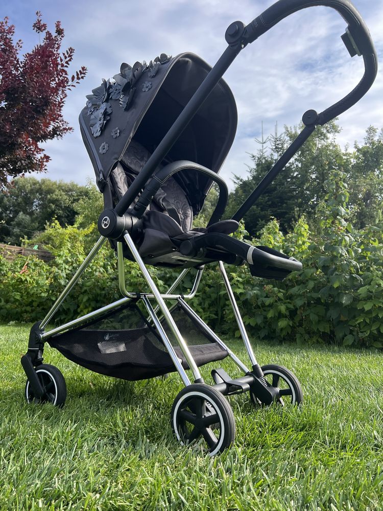 Cybex Mios Simply flowers grey 2.0