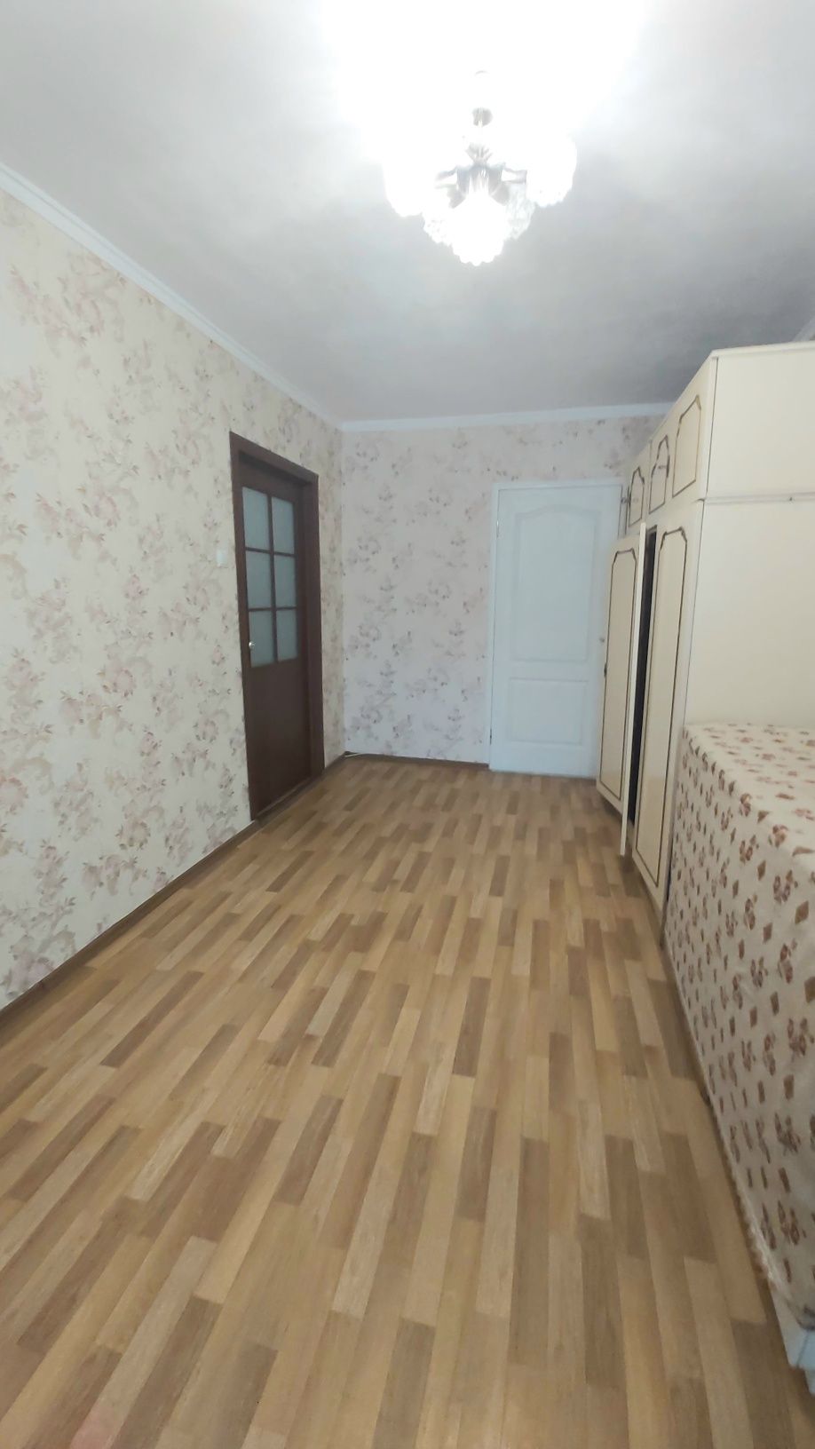 Продам 3 комнатную улучшенной планировки в кирпичном доме, 3 этаж!