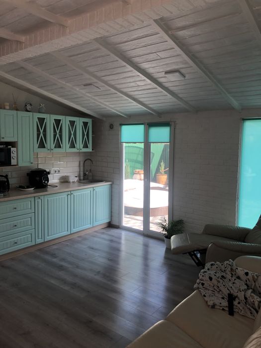 Готовий будинок з ремонтом і сантехнікою