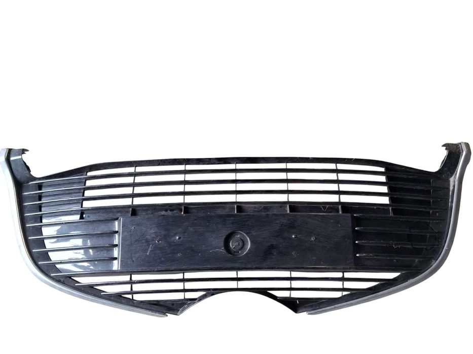 ATRAPA KRATKA GRILL ZDERZAKA TOYOTA YARIS III LIFT 14-17 53102-0d030 SLASK WYSYLKA