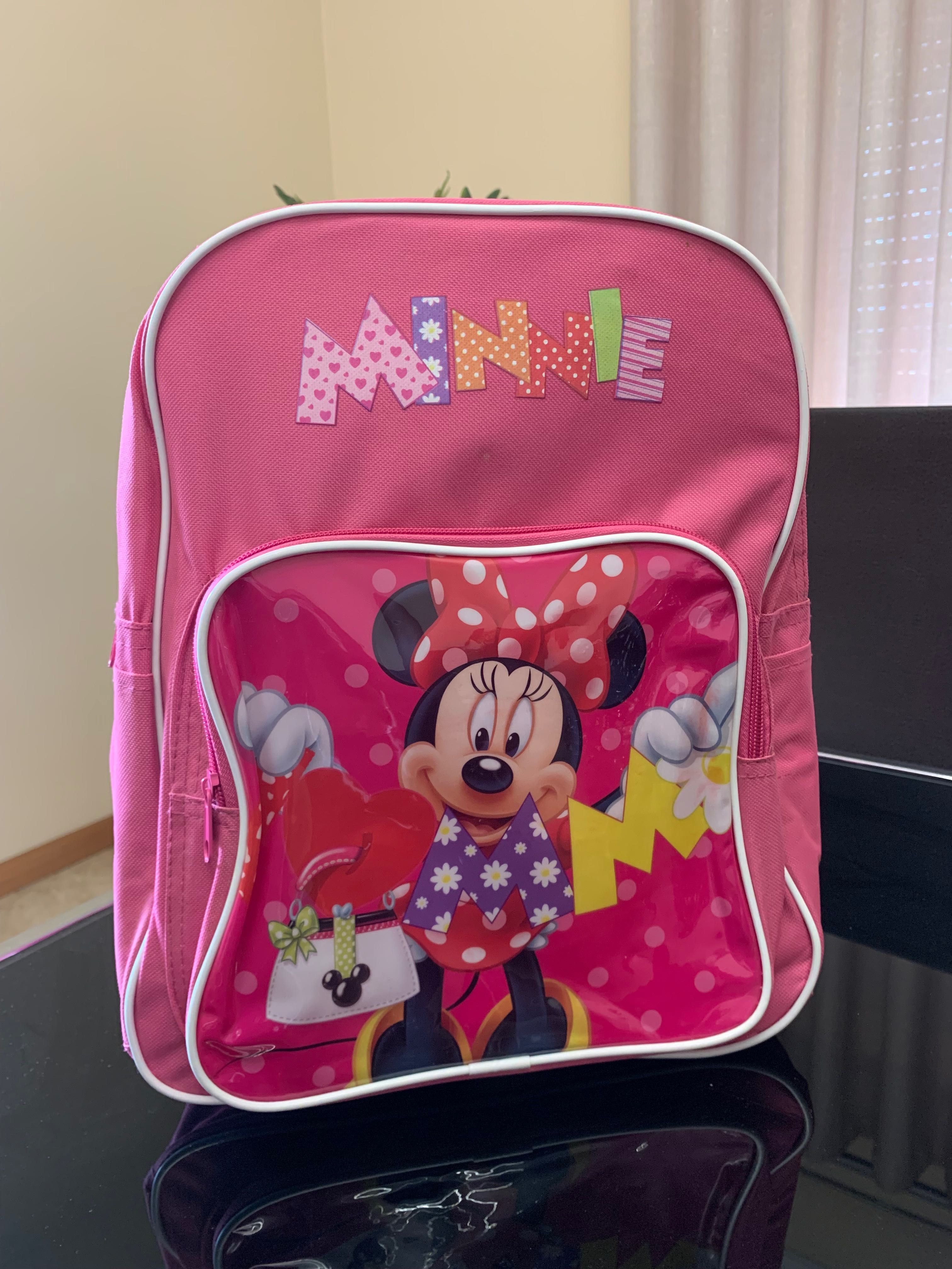 Mochila e estojo novos, com etiqueta