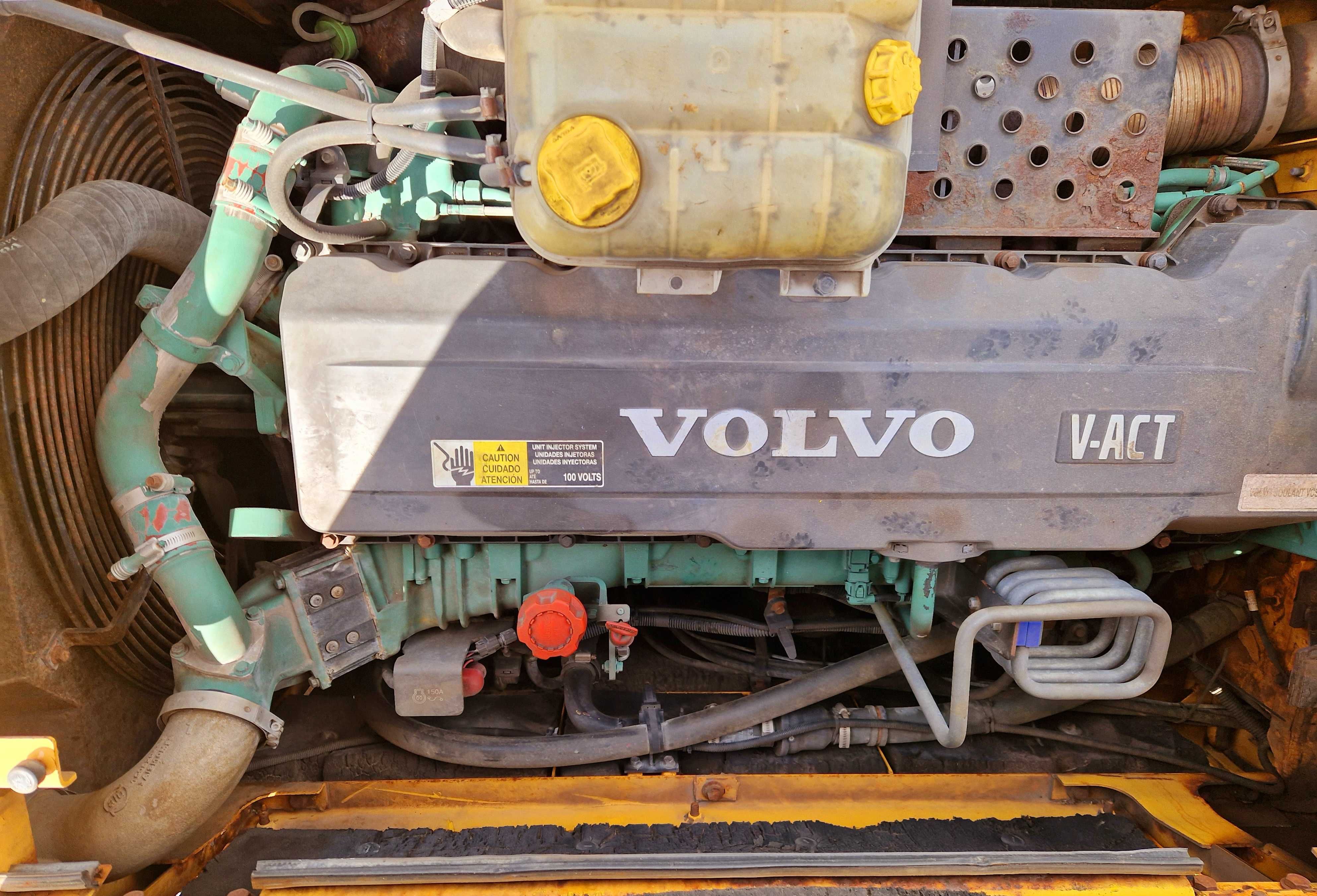 koparka Volvo ec 480 dl komplet chłodnic olej płyn klima