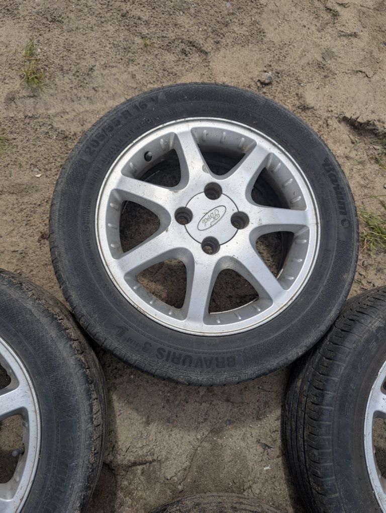 Alufelgi opony 205/55r16 4x108 ford