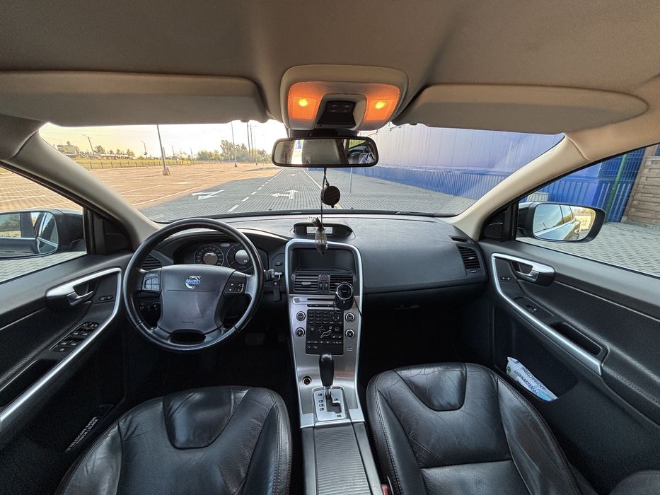 Volvo xc60 2,4 D 2009 малий пробіг оригінальний