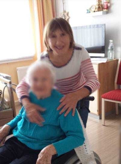 Доглядальниця Київ Лікарня, Будинки. Шукаю роботу. Доглядальниця