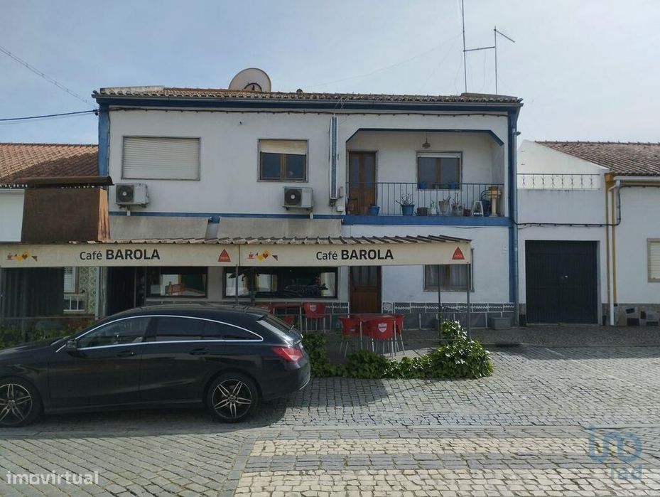 Casa tradicional T10 em Gáfete de 660,00 m2