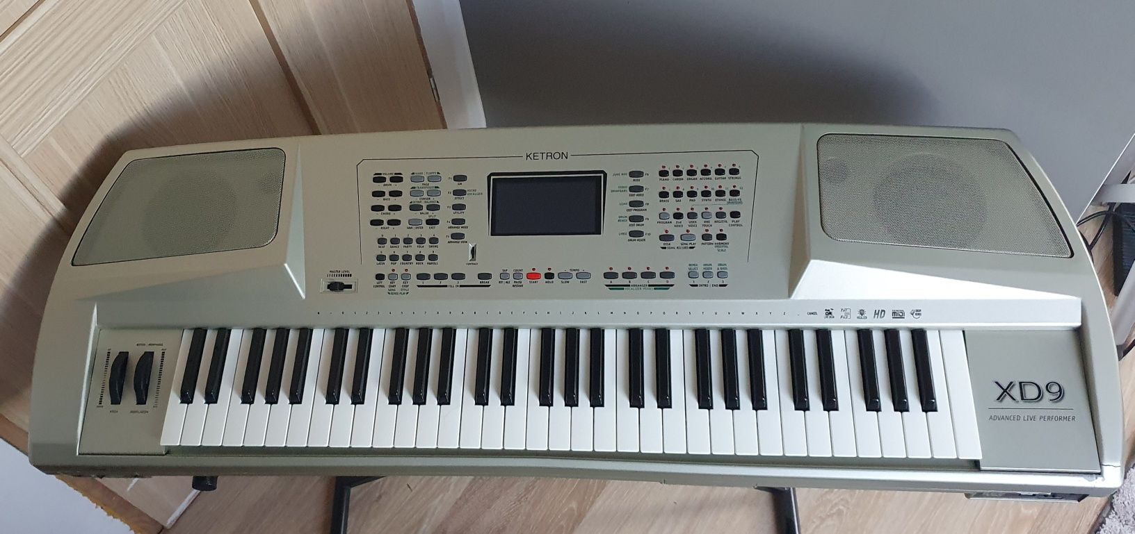 Ketron XD9 keyboard, aranżer.