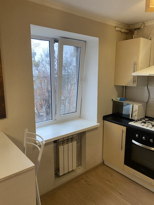 Продается однокомнатная квартира на Павловом поле.