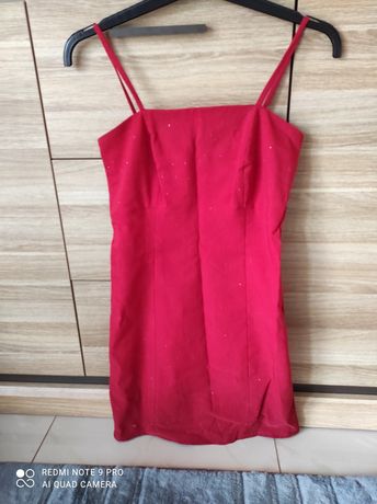 Sukienka czerwona mini r36