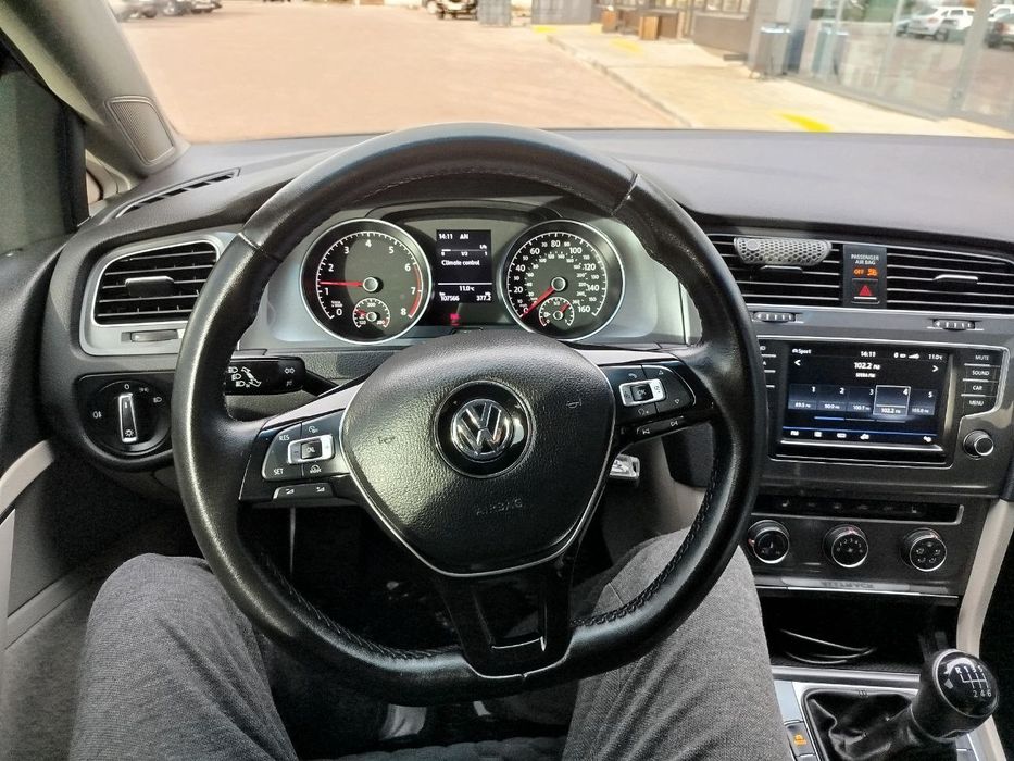 Продам Volkswagen Golf 7 Alltrack