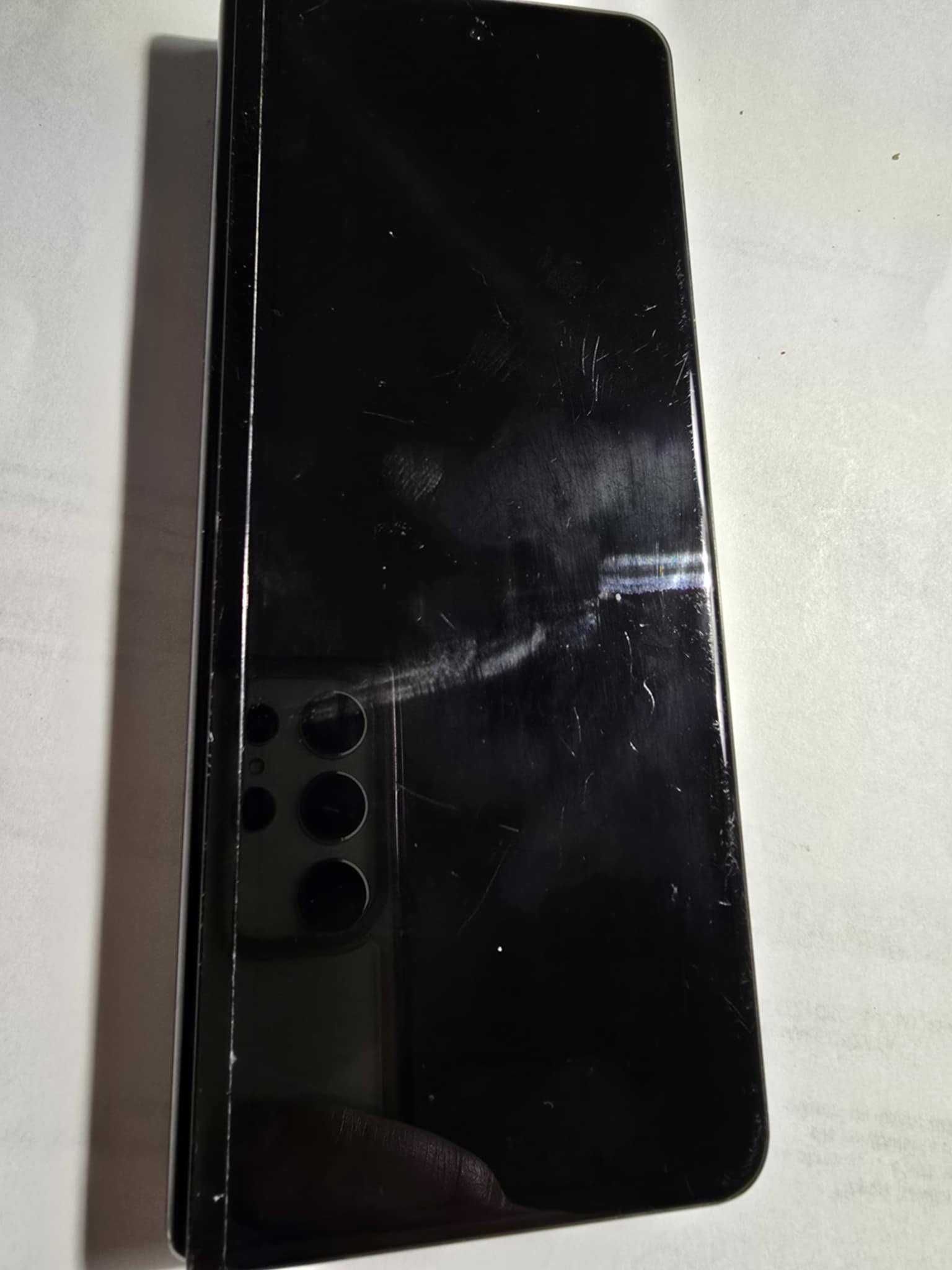 Samsung galaxy Z FOLD 3 5G