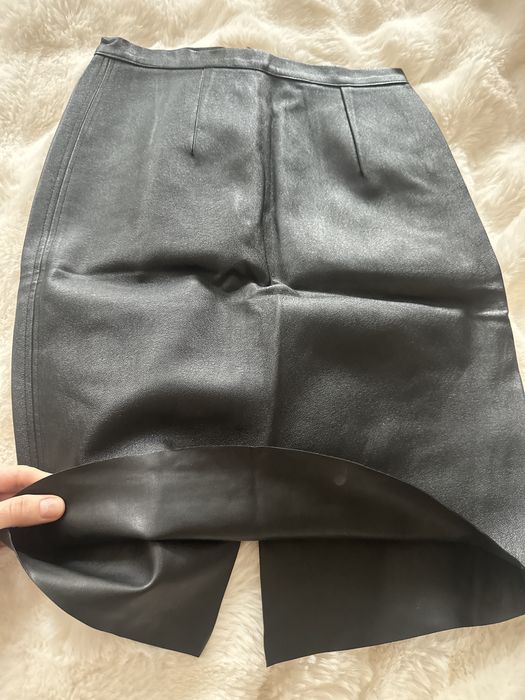 Хорошая юбка ,носила пару раз