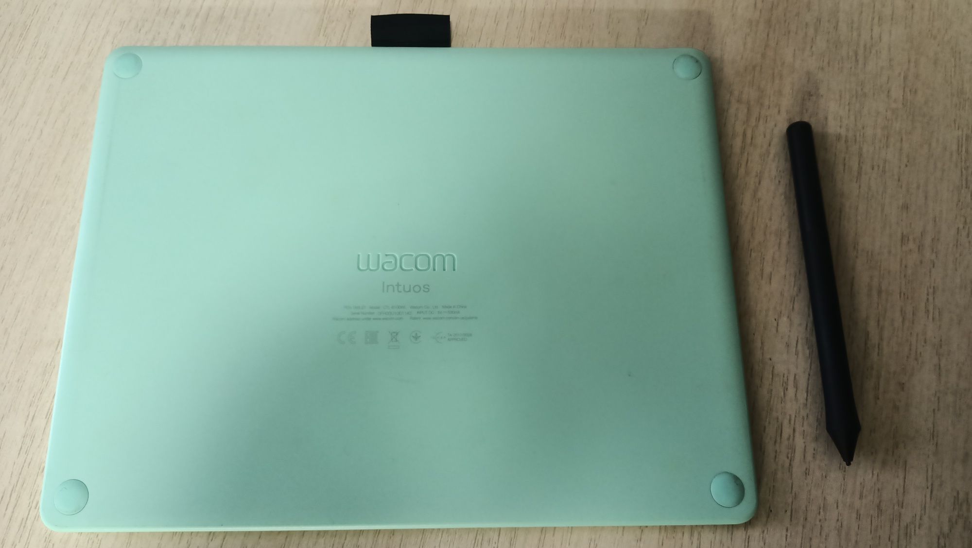 Графічний планшет Wacom Intuos M
