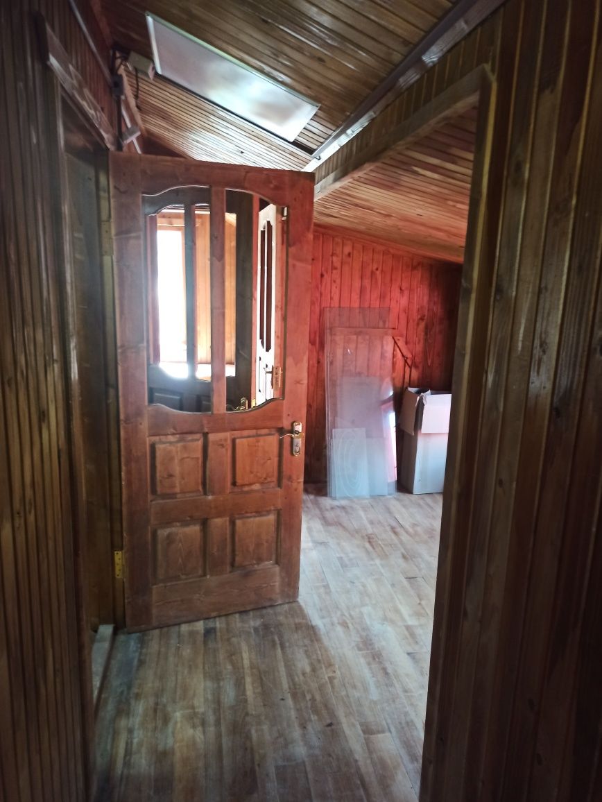 Будинок 120 м.кв. і земельна ділянка в Карпатах