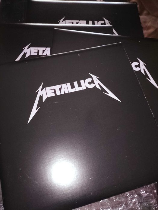 Vendo Boxset do Black Album dos Metallica com 4 x Vinis, Remasterizado