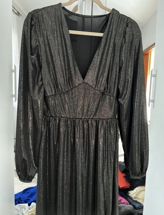 Długa sukienka wieczorowa balowa