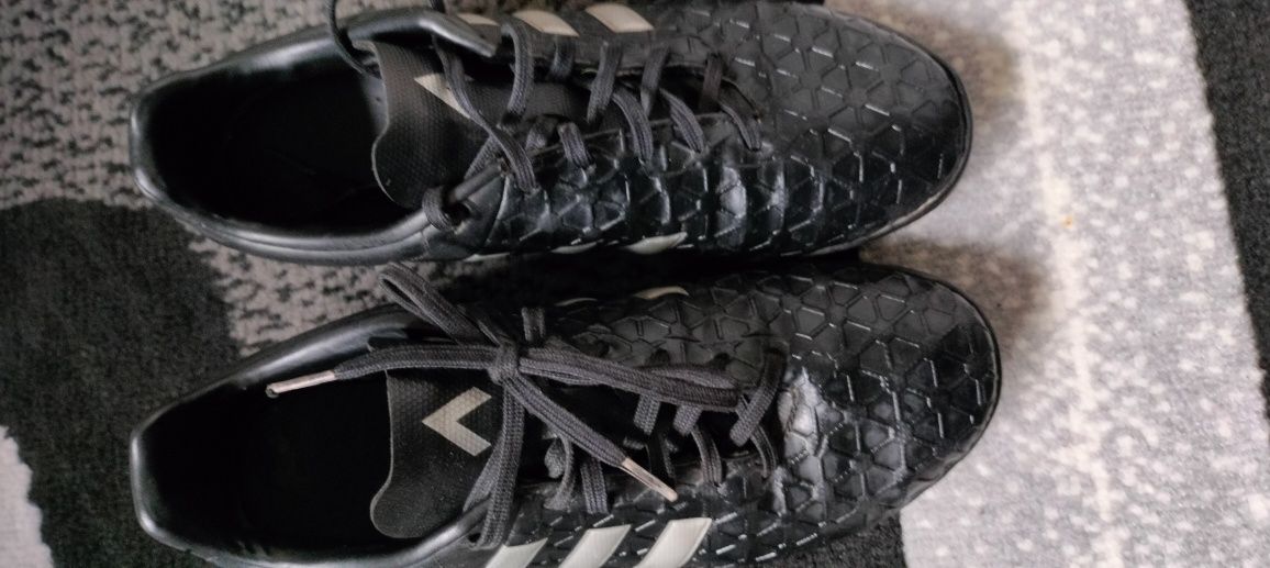 Buty chłopięce sportowe adidas