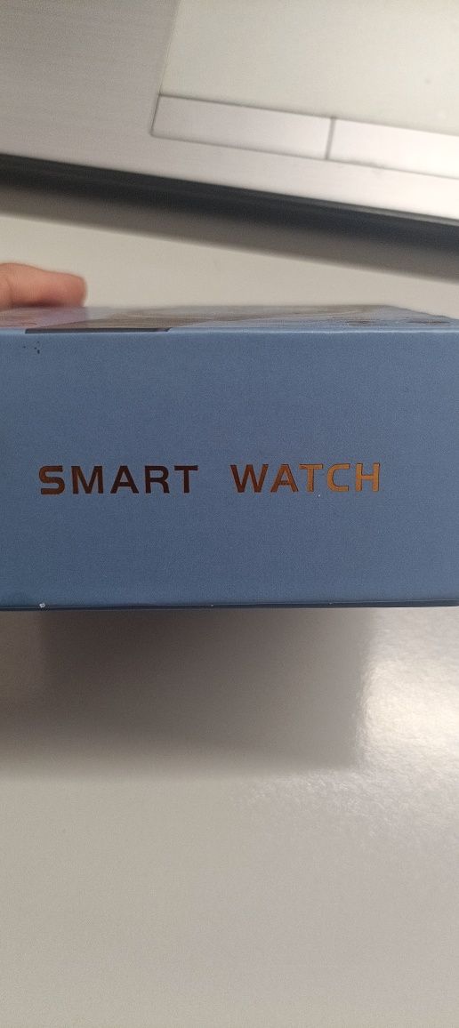 Smartwatch com 2 braceletes