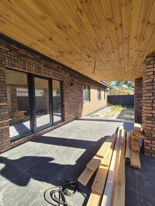 Одноповерховий Приватний будинок Велика ділянка Державні програми