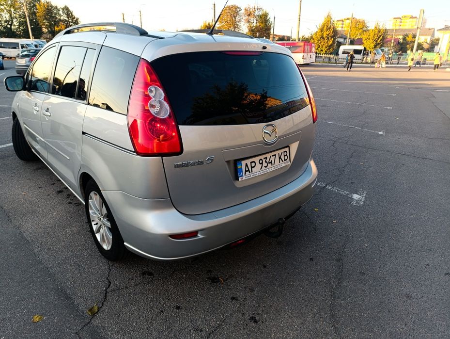 Мазда 5 2006 року з 2.0 дизельним двигуном