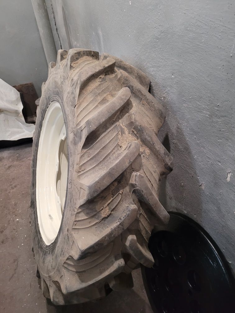 Koła 12.4 r24 ursus zetor