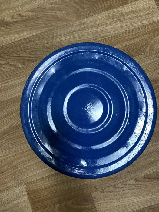 Продам кастрюлю б/у 40 литров