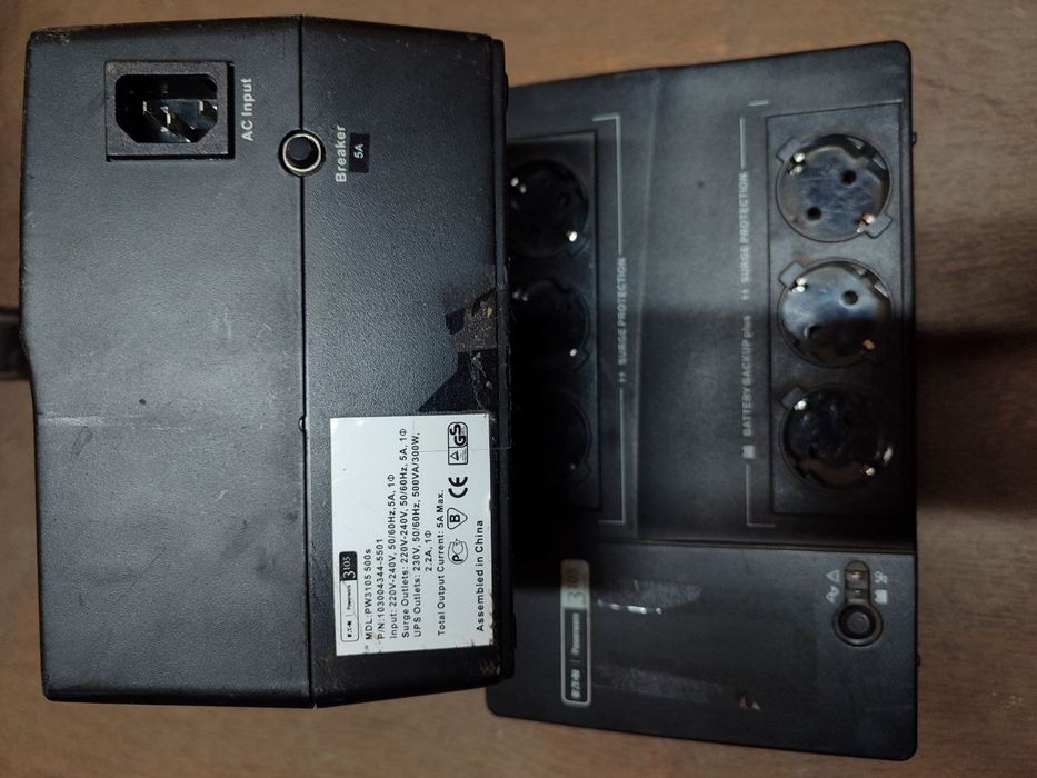 Джерело безперебійного живлення (ДБЖ) APC Back-UPS 650 ,