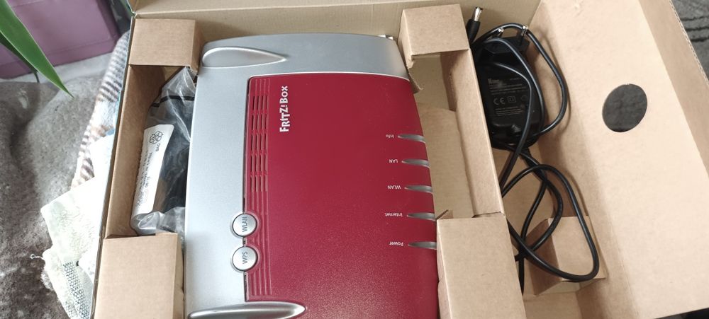 Router AVM FRITZ! BOX 4040 gigabitowy, NAS