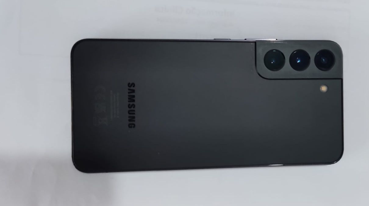Samsung s22 como novo