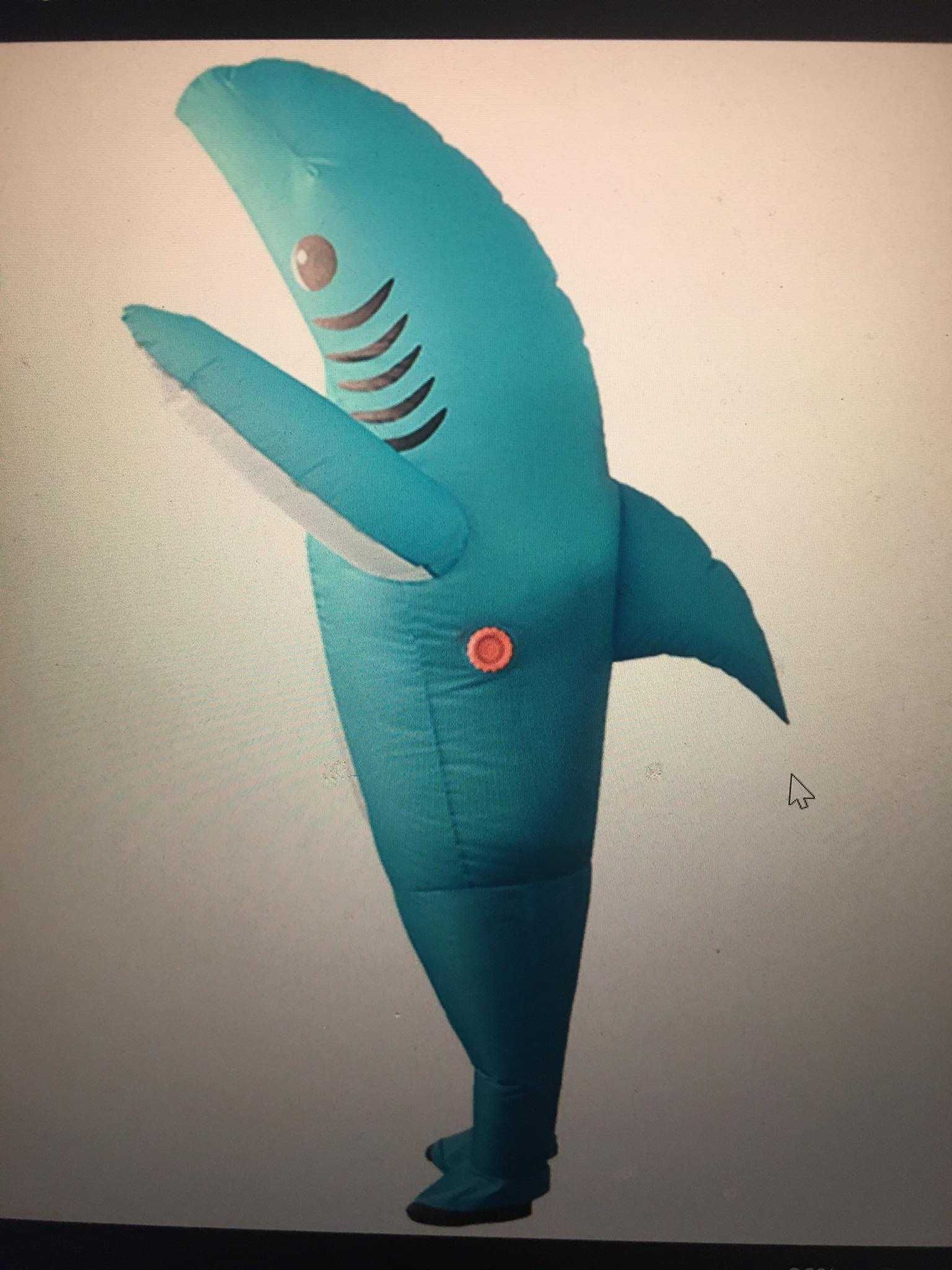 Nadmuchiwany kostium rekina