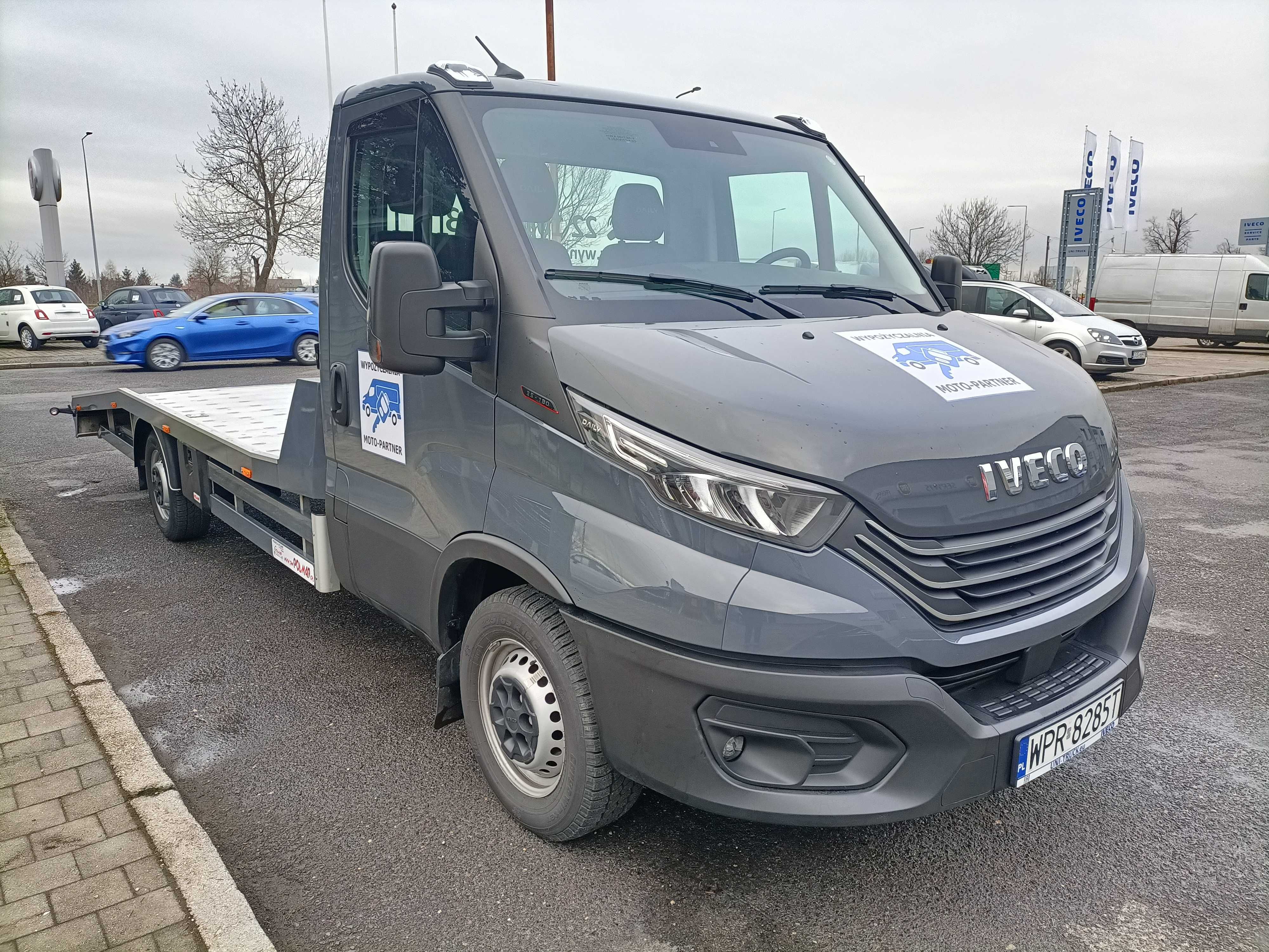 Wynajem  Iveco Daily AUTOLAWETA / laweta / hak / wyciągarka LEGNICA