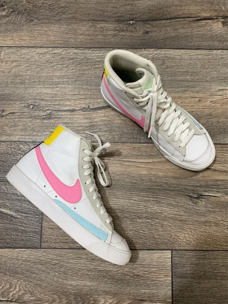 Nike Blazer Mid ‘77 оригінальні жіночі кросівки кеди
