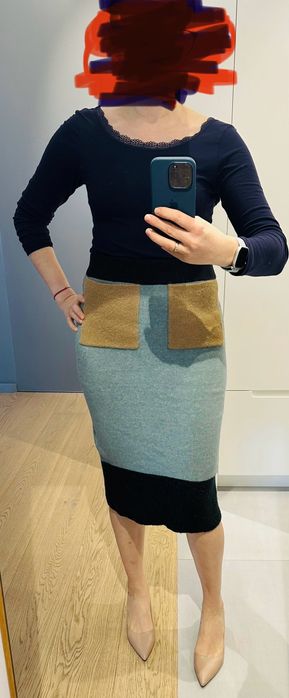 Spódnica marki COS, xs ( raczej s/m) węłna w dobrym stanie