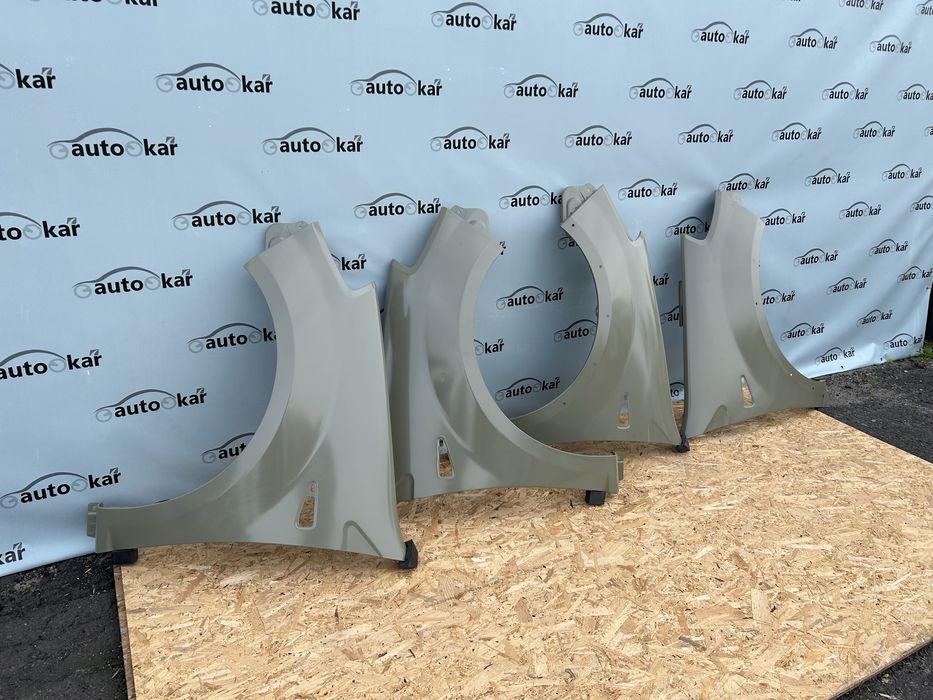 Крило ліве / праве Renault Sandero 1  2007-2014 Sandero Stepway