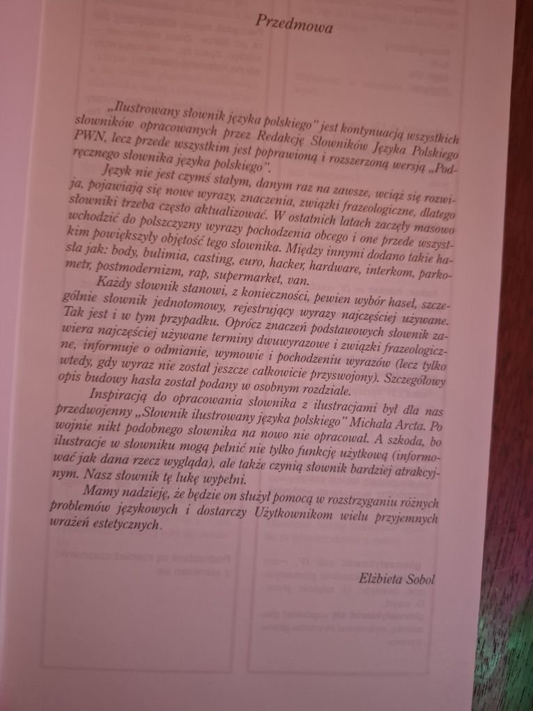 Ilustrowany słownik języka polskiego 1999 PWN