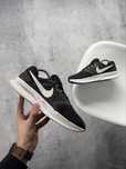 Оригінал! Nike Run Swift 3 DR2695-002, Розмір 42 (26,5 см) Зручні !