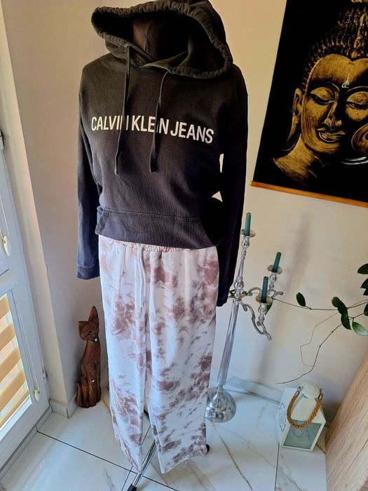 Bluza kangurka z kapturem rozmiar S Calvin Klein Jeans