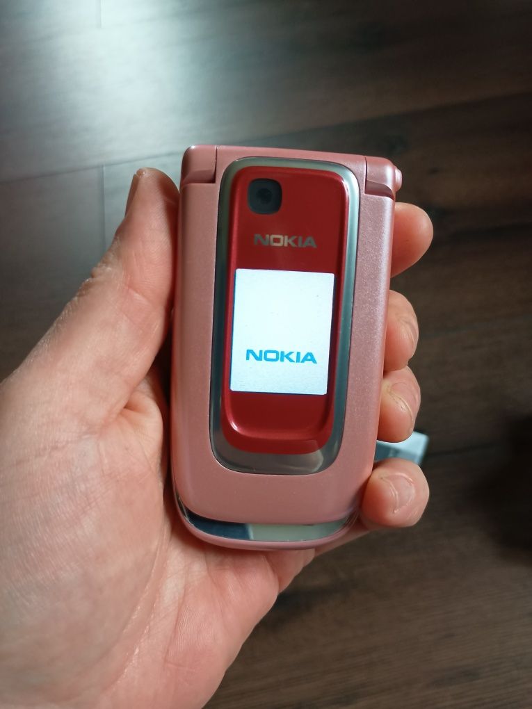 Nokia 6131 w stanie bardzo dobrym.