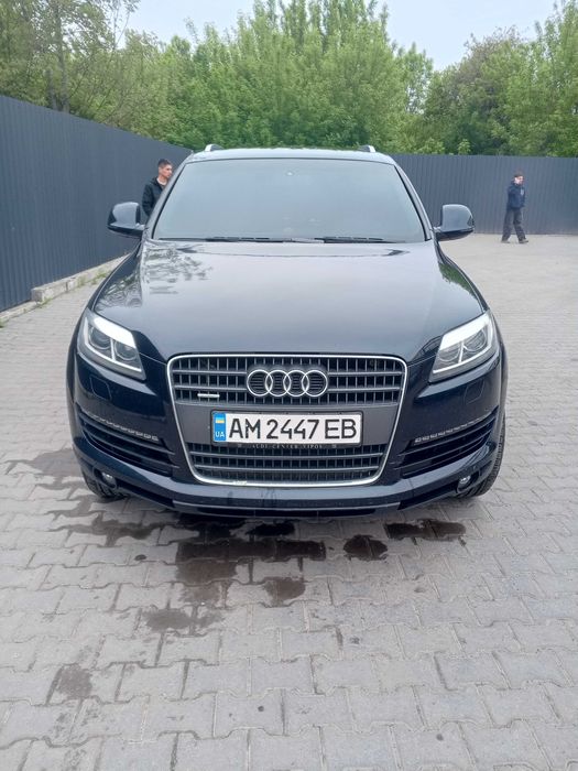 Авто audi q7 продажа